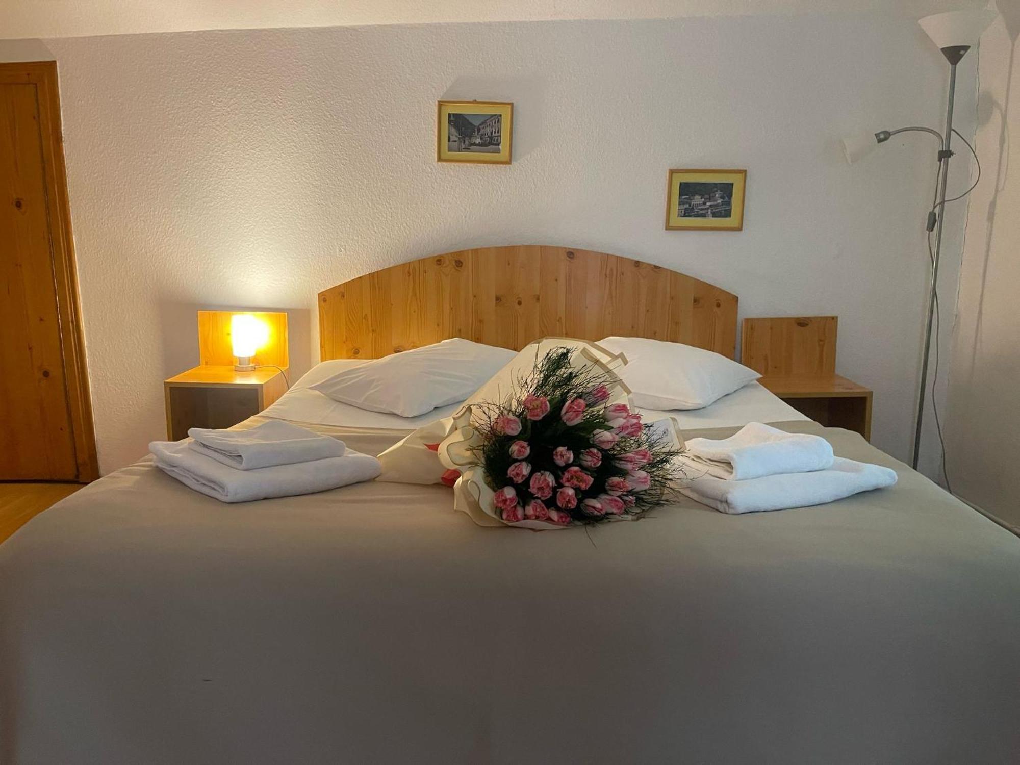 Pensiunea Casa Dimitrios-Băile Herculane Buitenkant foto